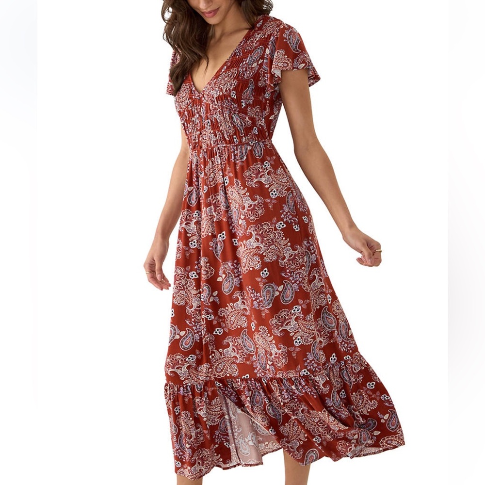🆕 Oak and Trellis Button up Midi Dress with Smocking